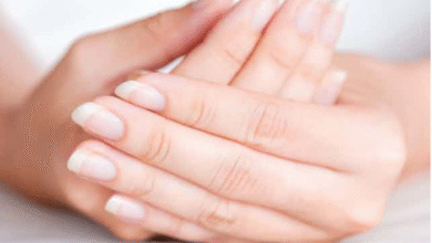 Manicuring Your Fingernails